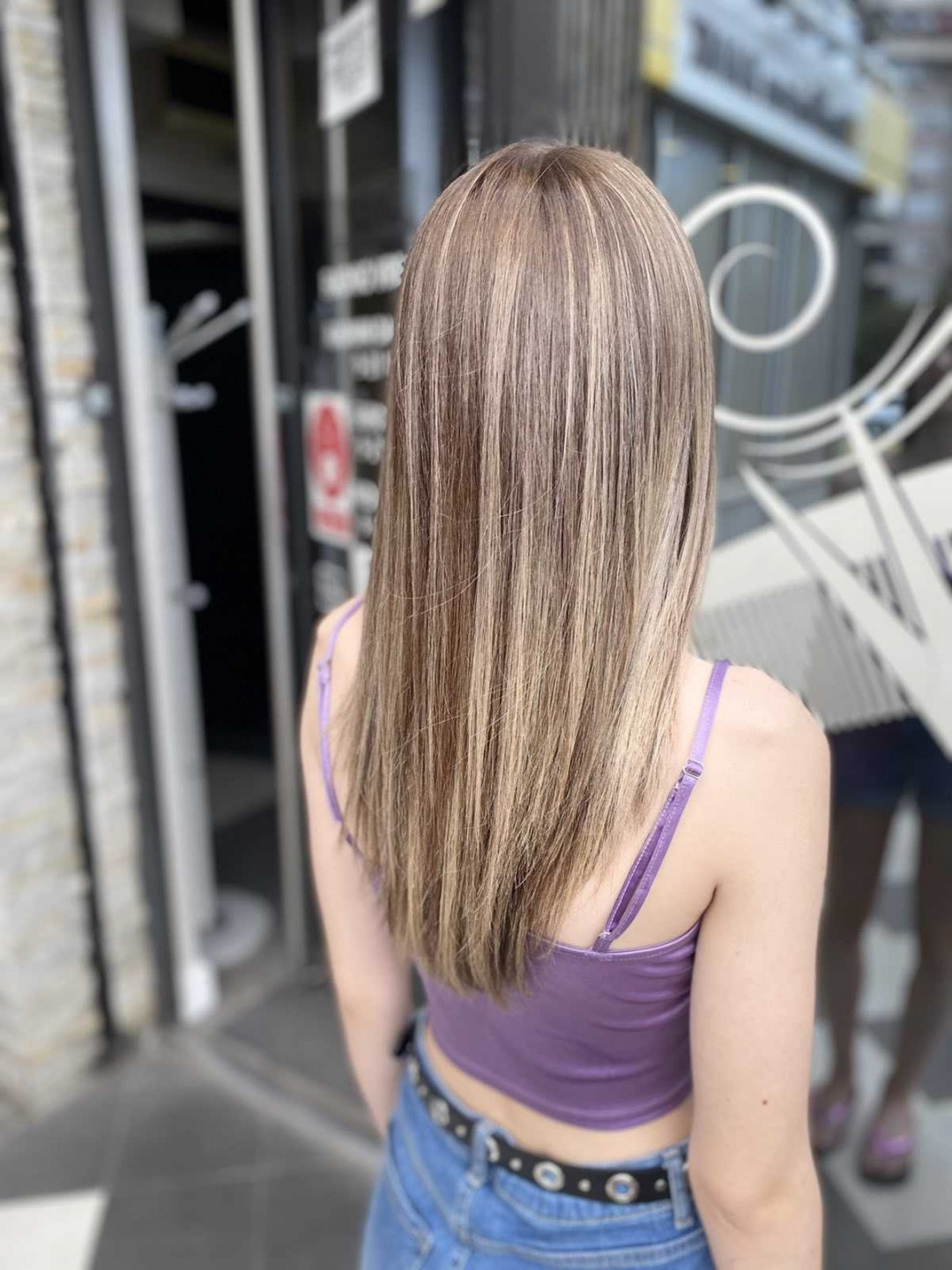 Pramenovi na foliju - duga kosa - Pro Cut Zemun, Beograd Pramenovi Frizerski saloni Pramenovi, Beograd, Zemun Centar