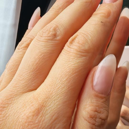 Nikita studio #beograd Manikir Izlivanje gel