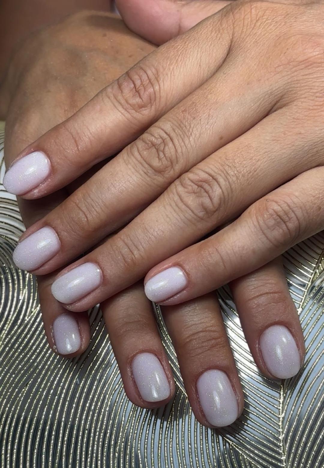 Sarita secret #beograd Manikir Manikir + gel lak korekcija