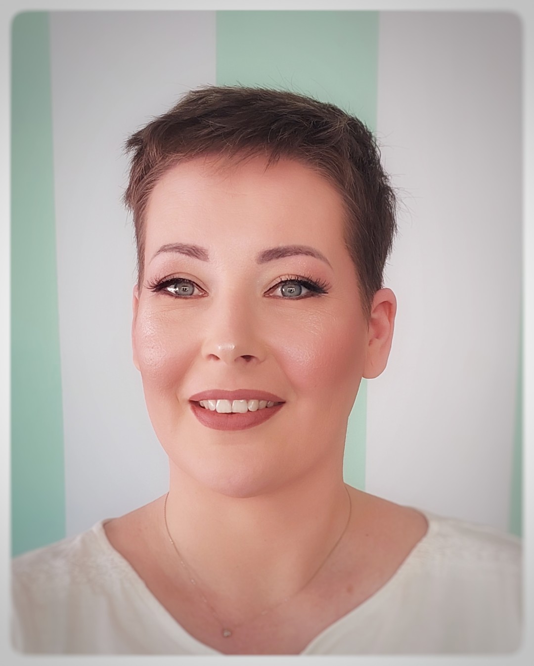 Albina Unisex Studio Lepote #temerin Make-up / šminkanje Profesionalno šminkanje + veštačke trepavice