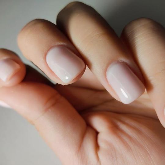 TT beauty atelier #beograd Izlivanje noktiju Korekcija izlivanja noktiju gelom - S dužina