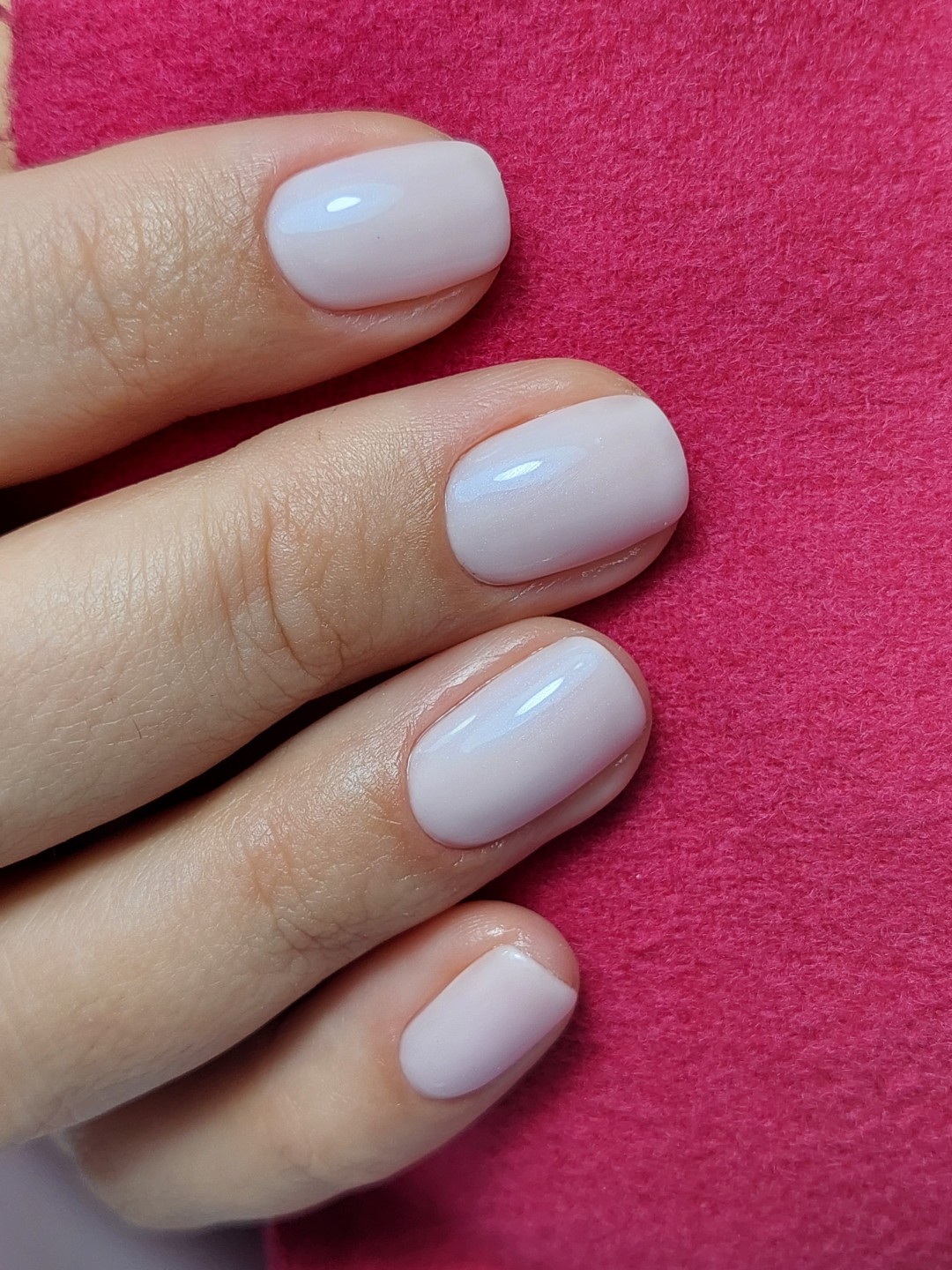Fearless Beauty Studio #beograd Manikir Manikir + gel lak (kombinovani manikir)