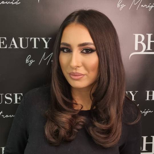 Beauty House by Marija Mitrović #nis Make-up / šminkanje Profesionalno šminkanje + veštačke tre