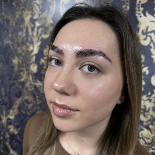 Studio Popov #beograd Obrve Premium brow lift - farbanje + depilacija + oblikovanje + botoks obrva