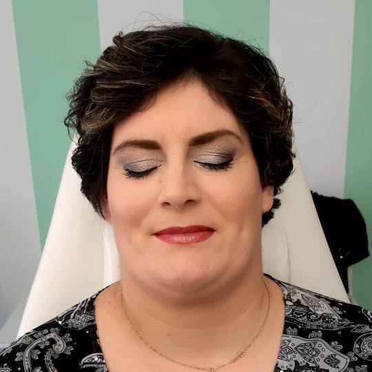 Albina Unisex Studio Lepote #temerin Make-up / šminkanje Profesionalno šminkanje + veštačke trep