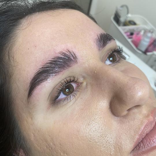 Ayva Nail Studio usluga