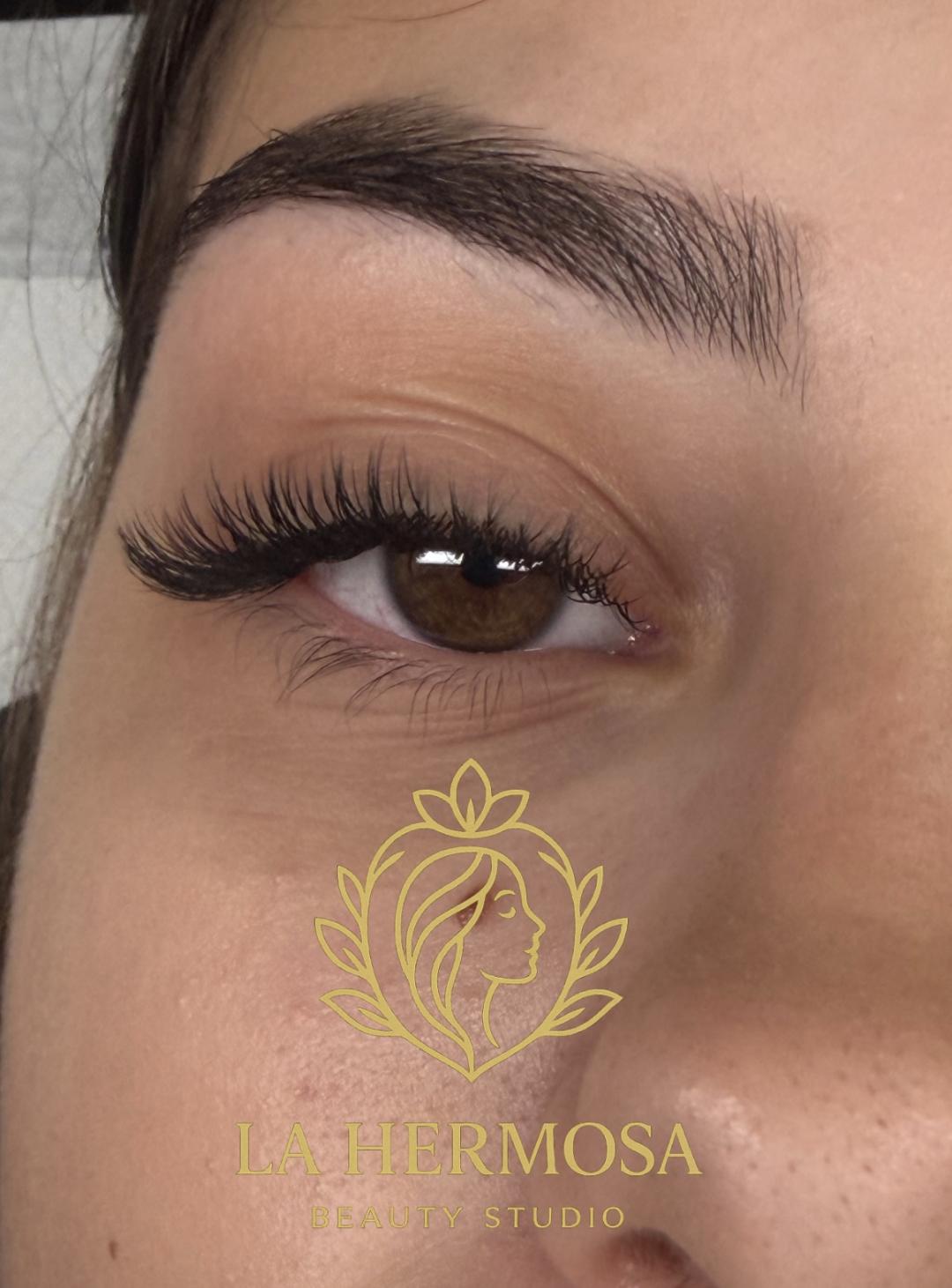 Nadogradnja svilenih trepavica - 1 na 1 - La Hermosa Beauty Studio, Beograd Nadogradnja trepavica Lice Nadogradnja trepavica, Beograd, Novi Beograd Ušće, Sava Centar