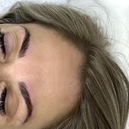 Beauty & Fashion #beograd Obrve Brow lift Brow Lift
Usluga je dostupna u salonu lepote Beauty & Fas