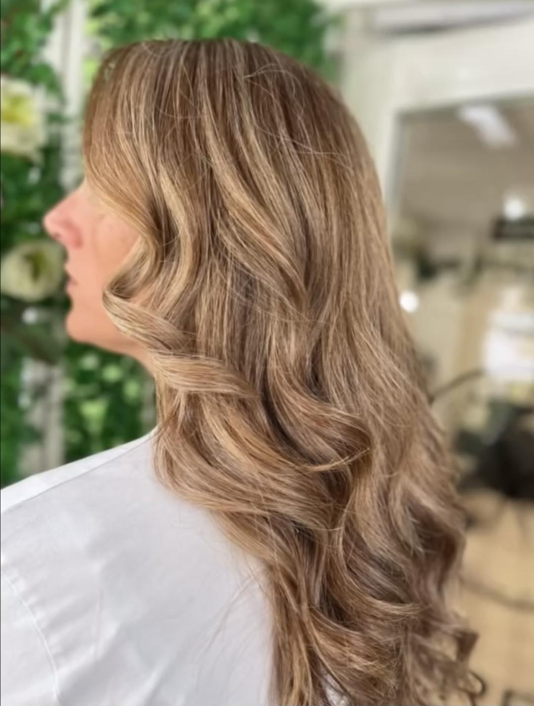 Lokice 021 #novisad Ombre, sombre, balayage Balayage + toniranje + feniranje kose - sve dužine kose