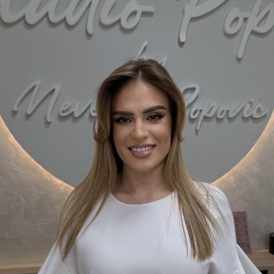 Studio Popov #beograd Make-up / šminkanje Profesionalno šminkanje - večernja šminka