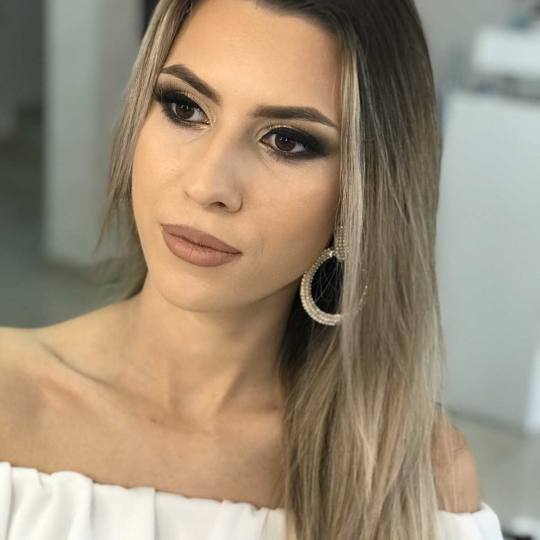 Studio Lepote Grace #beograd Make-up / šminkanje Izgledajte savršeno! Profesionalno šminkanje + v