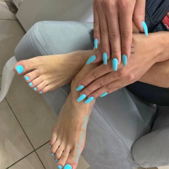 Blush Beauty Studio #beograd Estetski pedikir Pedikir + gel lak