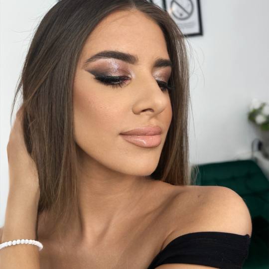 Just me #beograd Make-up / šminkanje Profesionalno šminkanje - večernja šminka