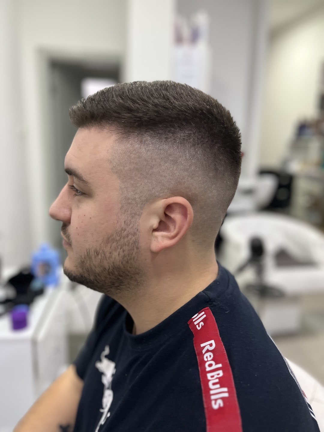 Beauty by Sanja #novisad Muško šišanje Muško šišanje makazama + mašinicom + pranje kose