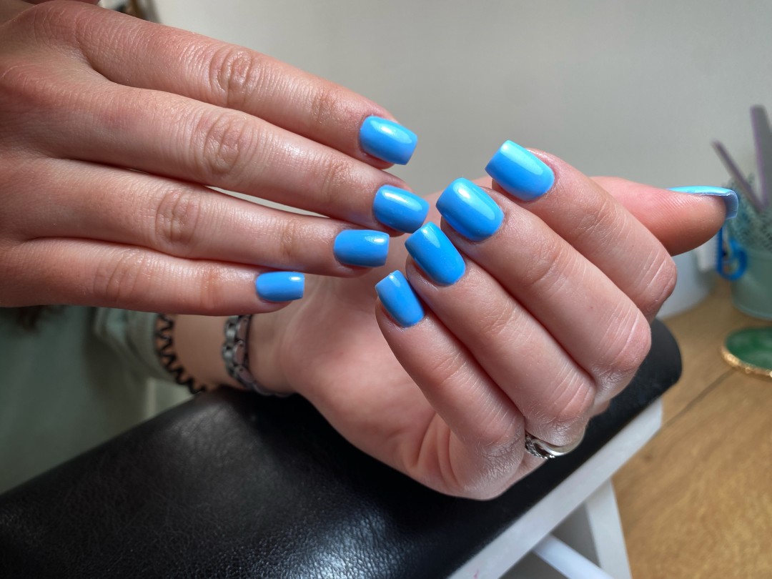 Beauty by Nevena Panić #beograd Izlivanje noktiju Korekcija izlivanja / ojačavanja noktiju gelom - S dužina