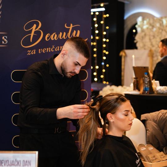 Angels #novisad Svečane i frizure za svadbu Svečana frizura - sve dužine kose