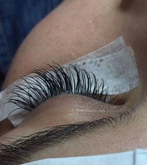Nadogradnja svilenih trepavica - 1 na 1 - Perfecta, Beograd Nadogradnja trepavica Lice Nadogradnja trepavica, Beograd, Centar, Stari grad, Dorćol