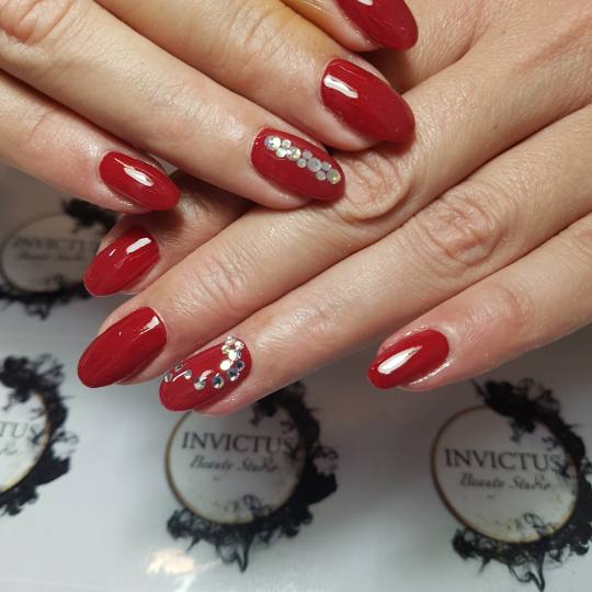 Invictus #beograd Ojačavanje noktiju Ojačavanje prirodnih noktiju gelom - S dužina