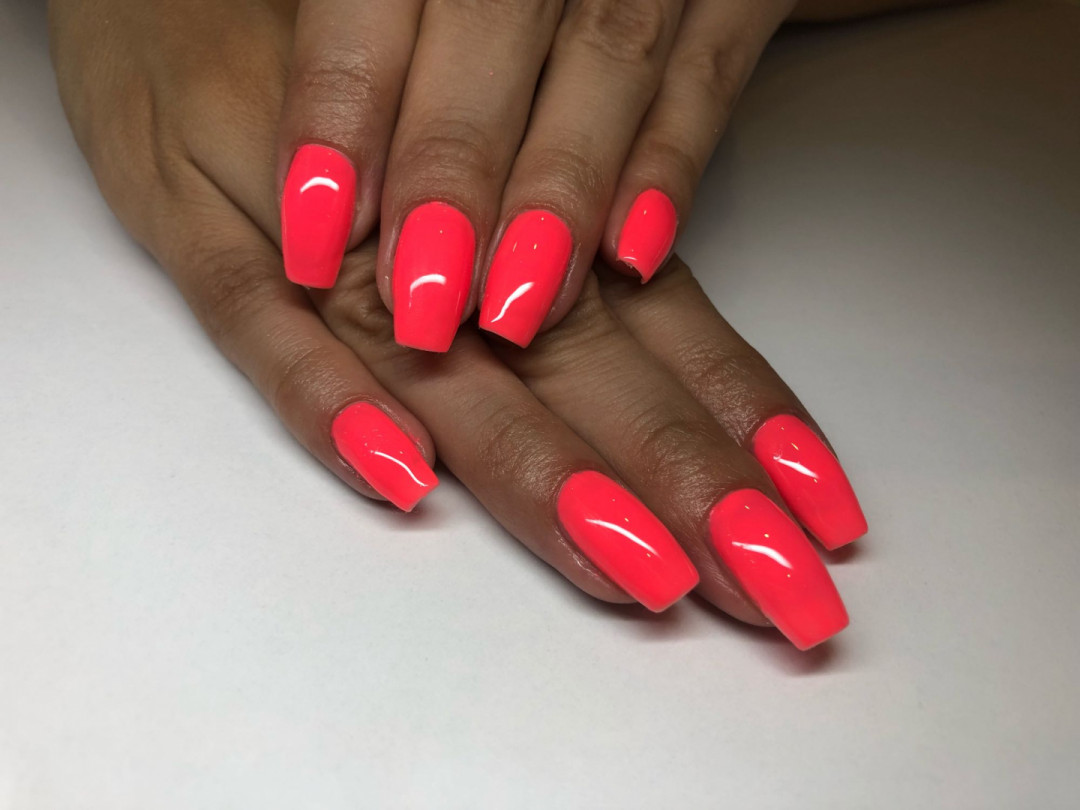 Mademoiselle Beauty #beograd Gel lak Gel lak - ruke sa aparatnim manikirom