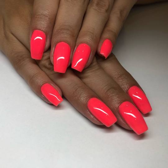 Mademoiselle Beauty #beograd Gel lak Gel lak - ruke sa aparatnim manikirom