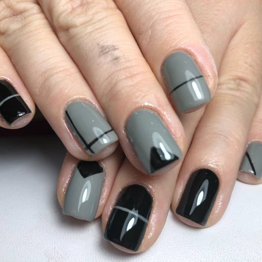 Mademoiselle Beauty #beograd Gel lak Korekcija gel laka - ruke sa aparatnim manikirom