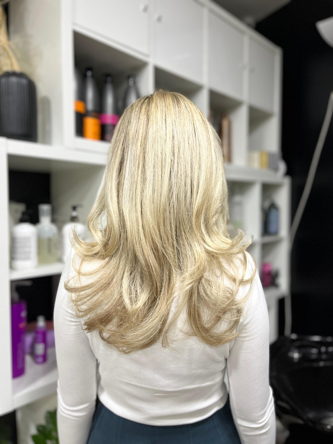 Butik Lepote #beograd Ombre, sombre, balayage Balayage / Kontra balayage - kosa do polovine leđa