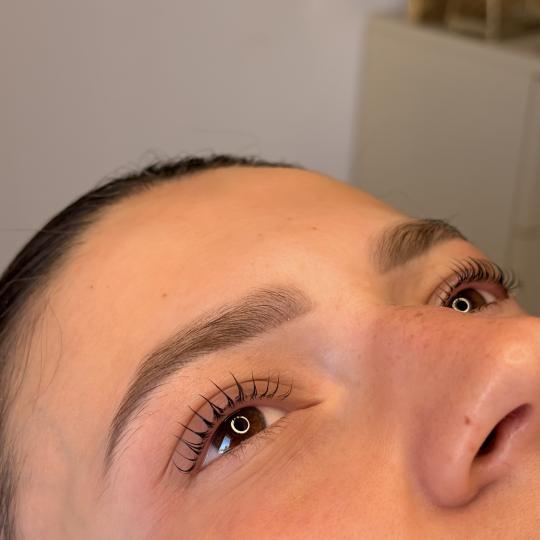 Almari Beauty Concept #kragujevac Trepavice Lash lift