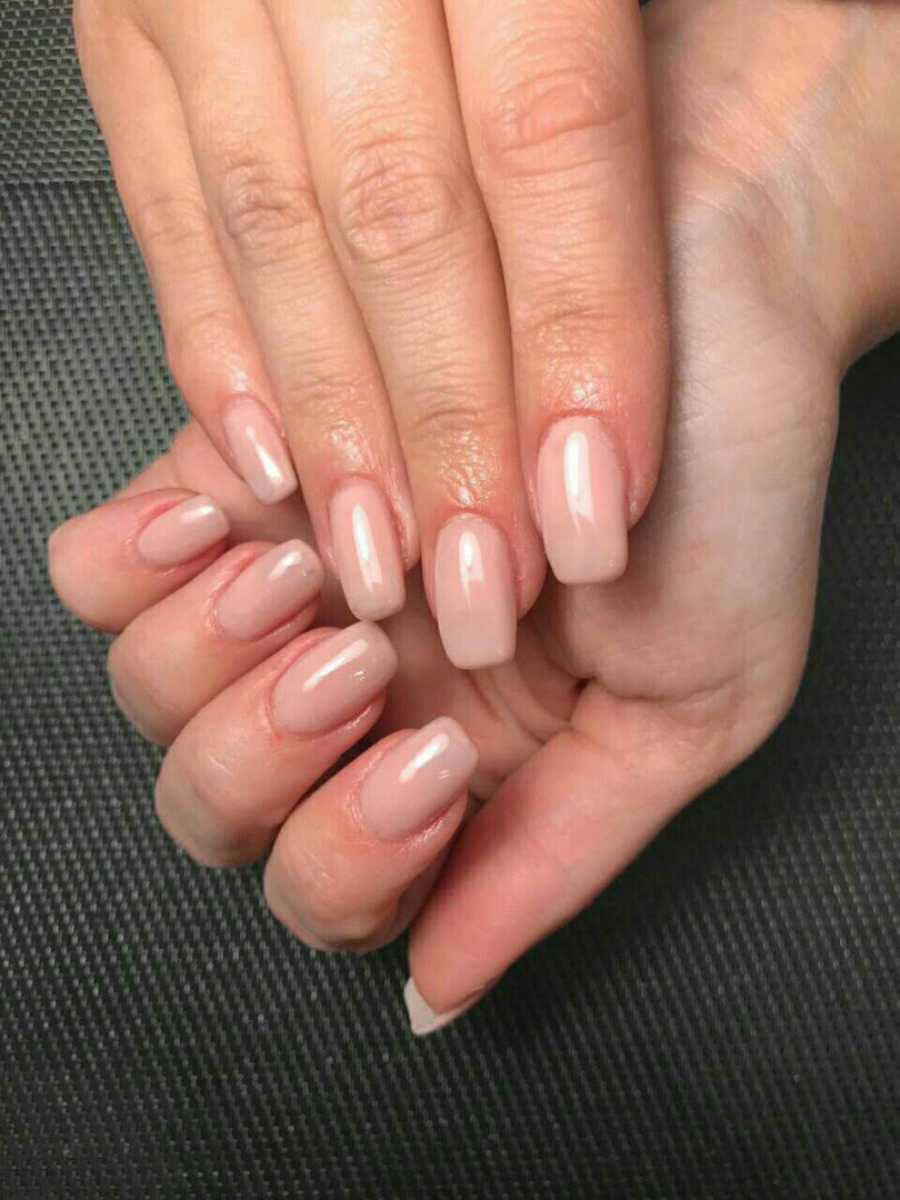 Right Beauty #beograd Ojačavanje noktiju Ojačavanje noktiju gelom dužina 1