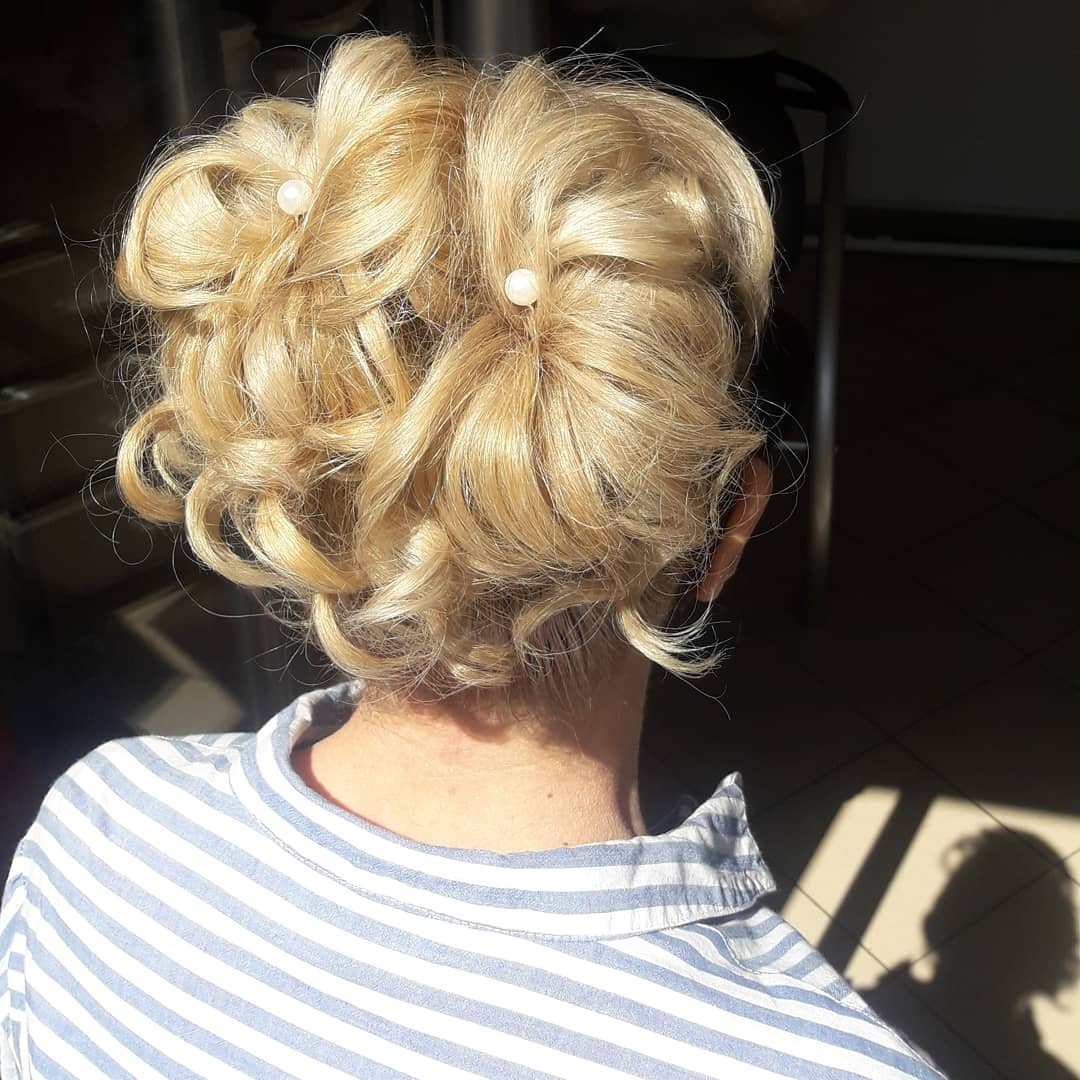 Chic & Shine #beograd Svečane i frizure za svadbu Svečana frizura - složena