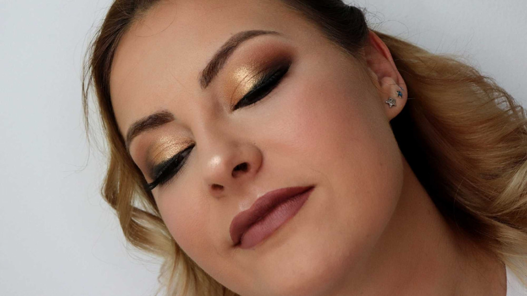 Profesionalno šminkanje + veštačke trepavice - M Studio 0303, Novi Sad Make-up / šminkanje Lice Make-up / šminkanje, Novi Sad, Sajmište, Detelinara, Banatić