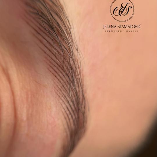 Kult #beograd Obrve Hairstroke obrve