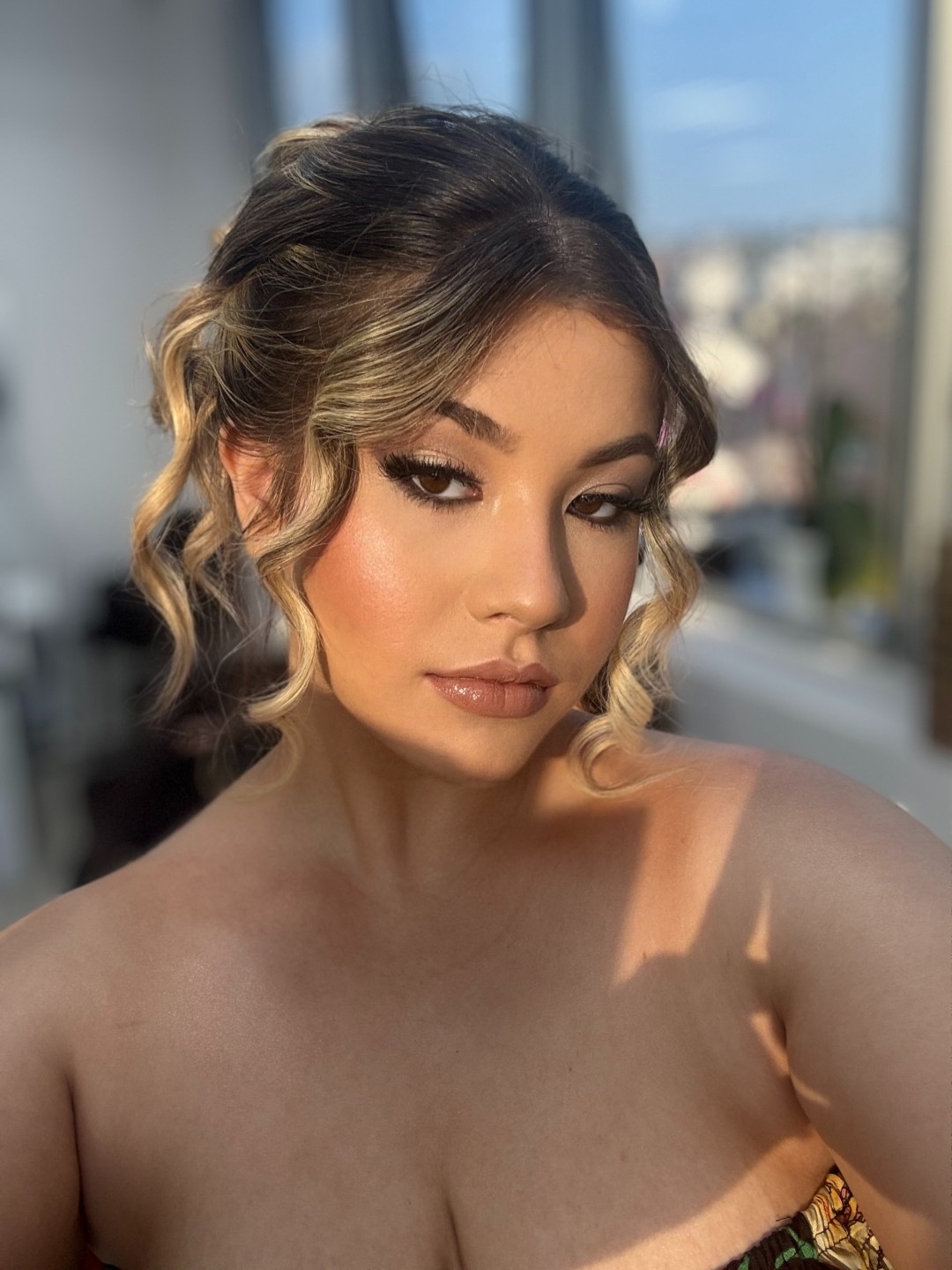 GM Beauty studio #beograd Make-up / šminkanje Profesionalno šminkanje + veštačke trepavice