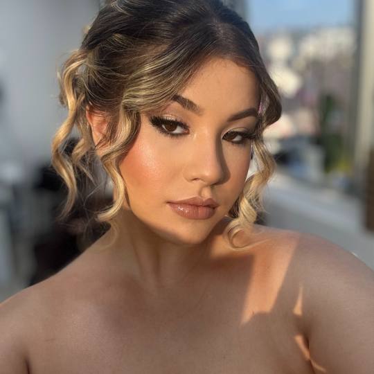 GM Beauty studio #beograd Make-up / šminkanje Profesionalno šminkanje + veštačke trepavice