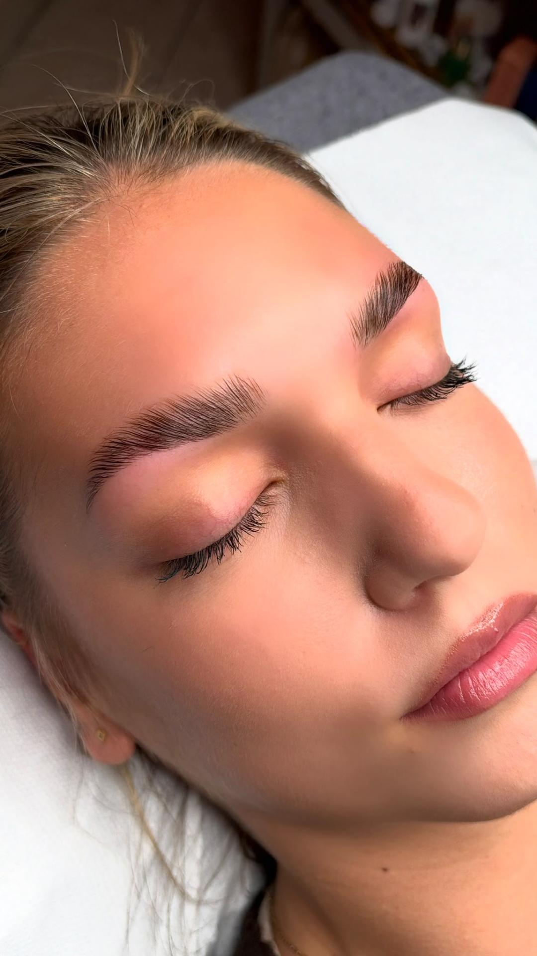 Brow lift - MB Studio, Beograd Obrve Lice Obrve, Beograd, Zemun Centar