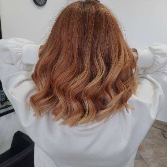 Hair studio mii #beograd Pramenovi Airtouch - kosa srednje dužine