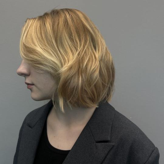 Studio O #novisad Farbanje kose Farbanje u složenoj tehnici (Meliranje/Balayage/Airtouch) Frizerski