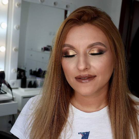 M Studio 0303 #novisad Make-up / šminkanje Profesionalno šminkanje + veštačke trepavice