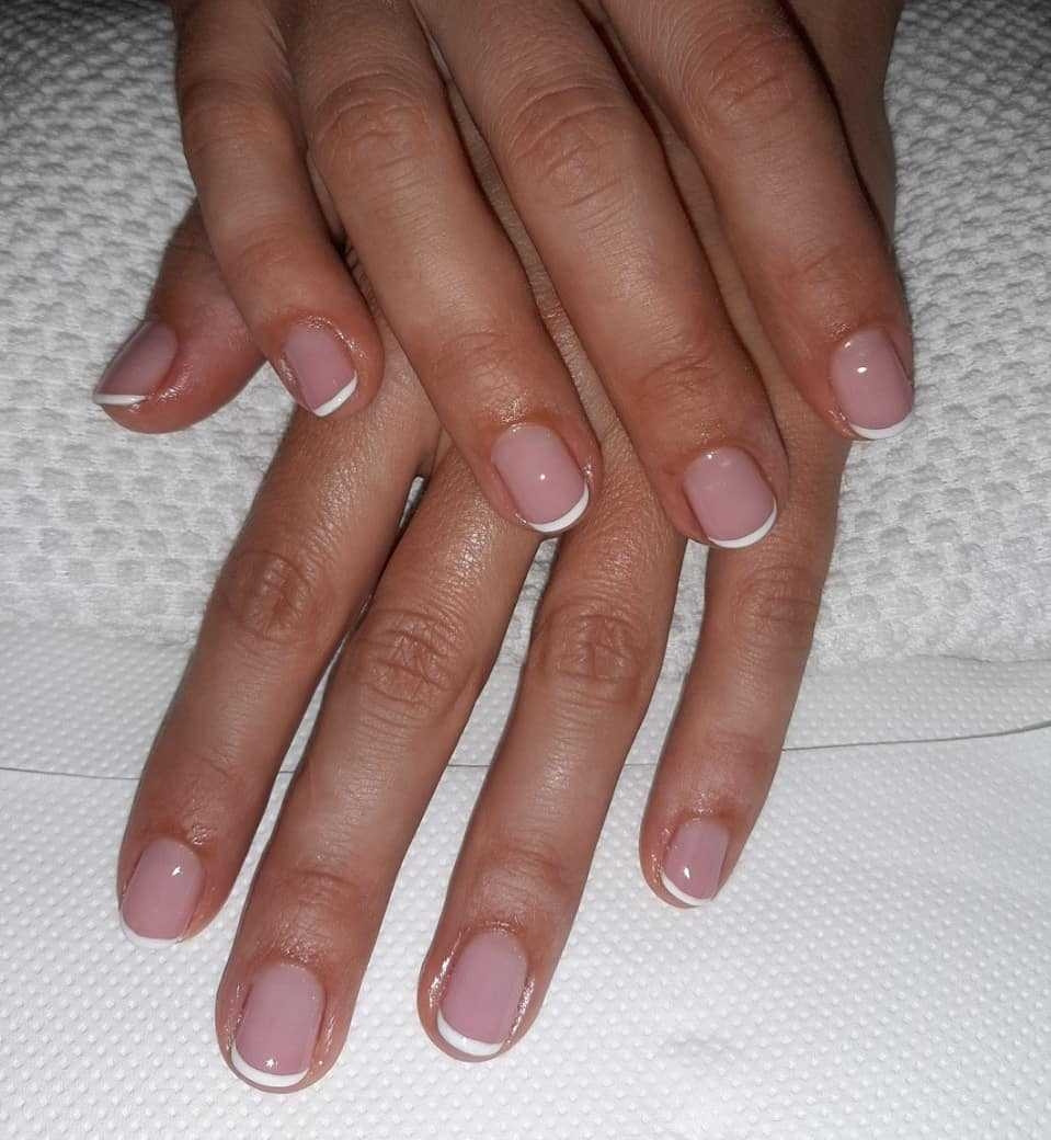 Gel lak french - ruke - Migun centar relax, Beograd Gel lak Nokti Gel lak, Beograd, Centar, Stari grad, Dorćol