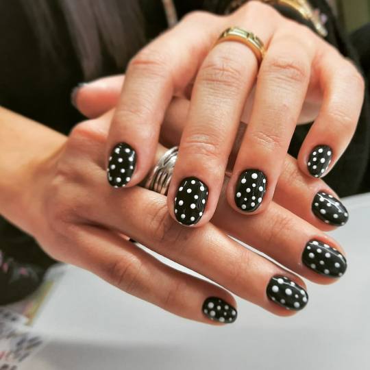 Exclusive Beauty #beograd Manikir Manikir + gel lak