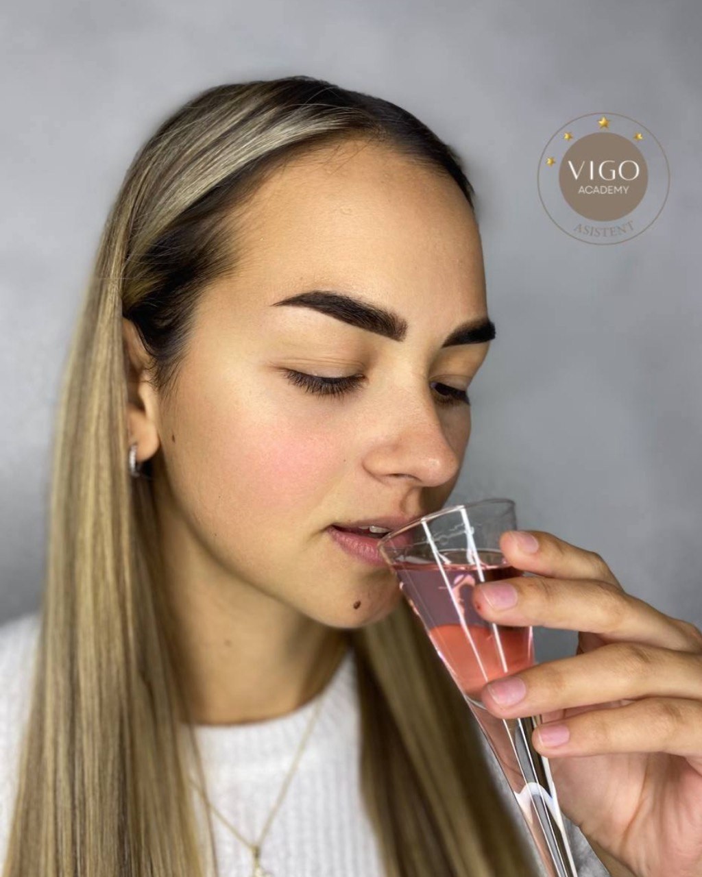 Frida beautycare #jagodina Trajna šminka Trajna šminka obrva