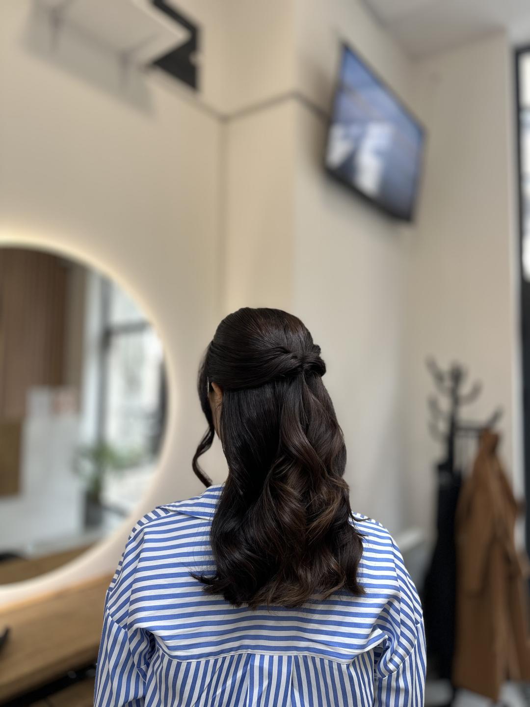 Studio Eleven Ladies&Gentlemen #beograd Svečane i frizure za svadbu Svečana frizura - kosa srednje dužine