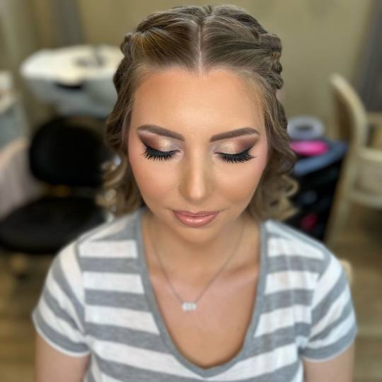 Bibi beauty centar #beograd Make-up / šminkanje Profesionalno šminkanje + veštačke trepavice + s