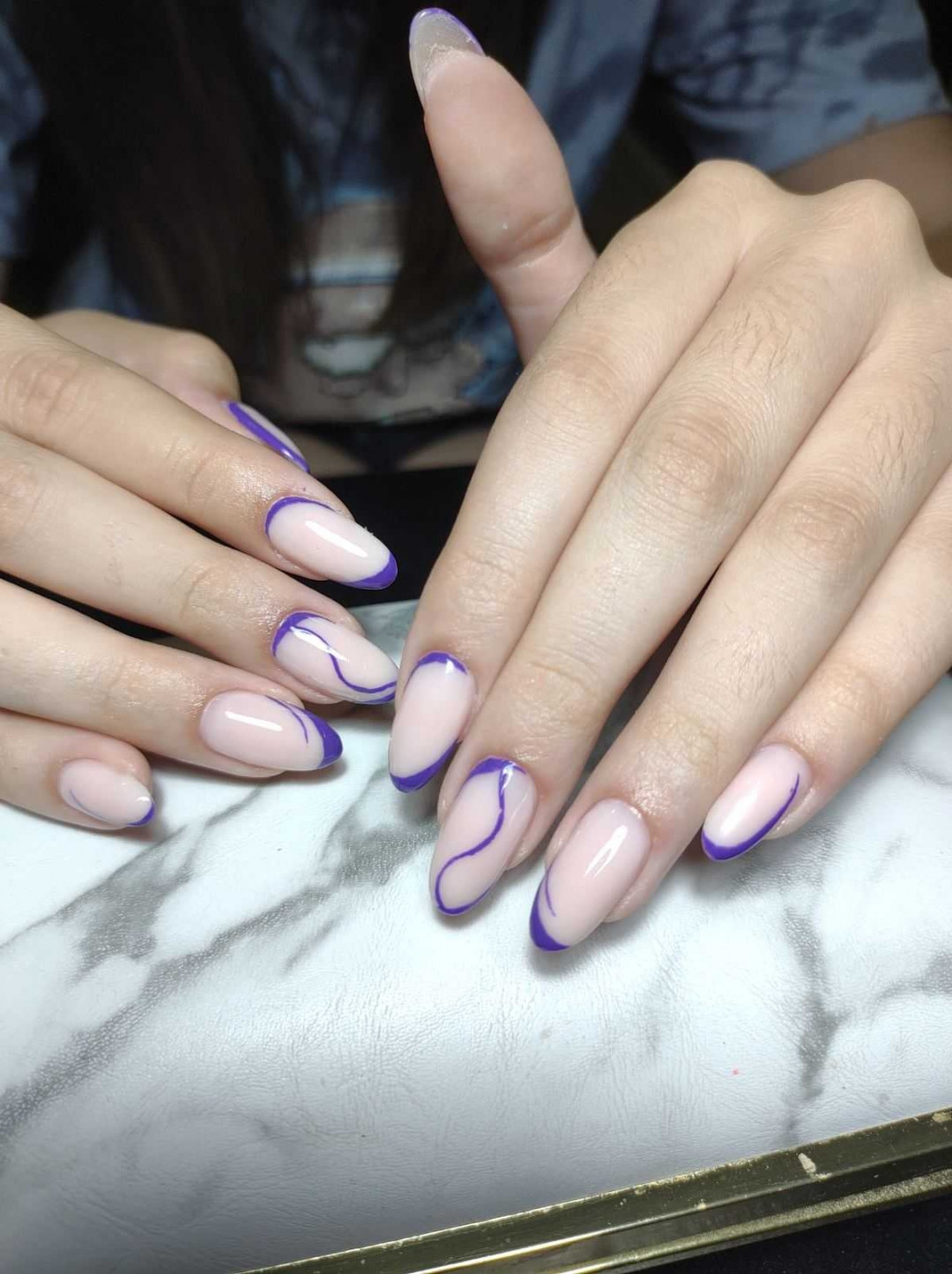 Ashanti Beauty Salon & Academy #beograd Ojačavanje noktiju Ojačavanje prirodnih noktiju gelom - boja