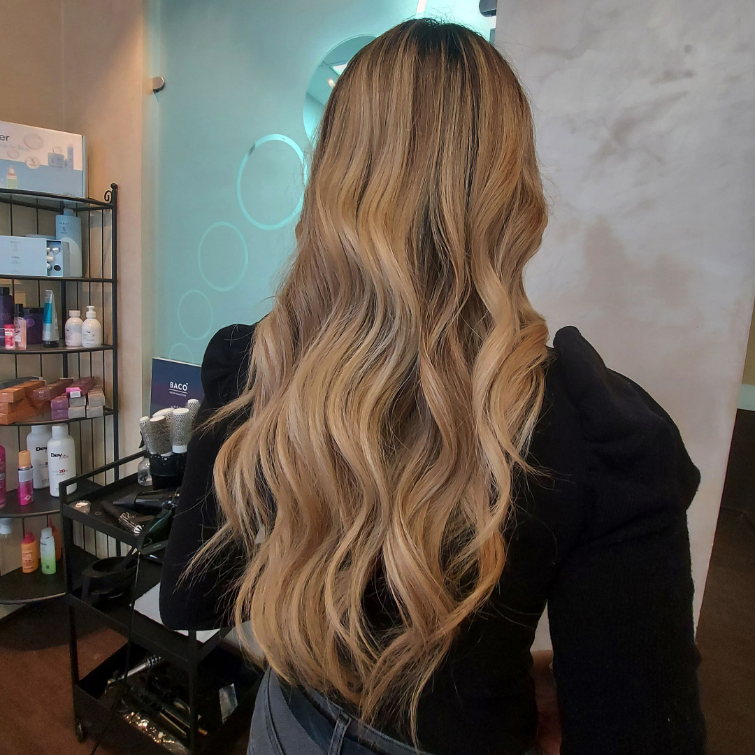 Beautystudio Dasha #beograd Feniranje i stilizovanje Feniranje na talase - duga kosa