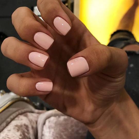Beauty Station #beograd Gel lak Shellac winter glow Manikir + Shellac trajni lak Trajni lak, za razl