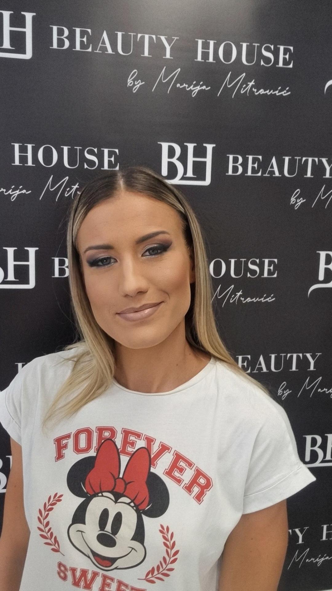 Profesionalno šminkanje + veštačke trepavice - Beauty House by Marija Mitrović, Niš Make-up / šminkanje Lice Make-up / šminkanje, Niš, Pantelej