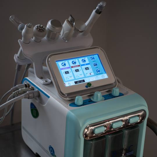MediBella Aesthetic Dedinje #beograd Tretman lica Hydrafacial - tretman lica Za šta je idealan Hydr