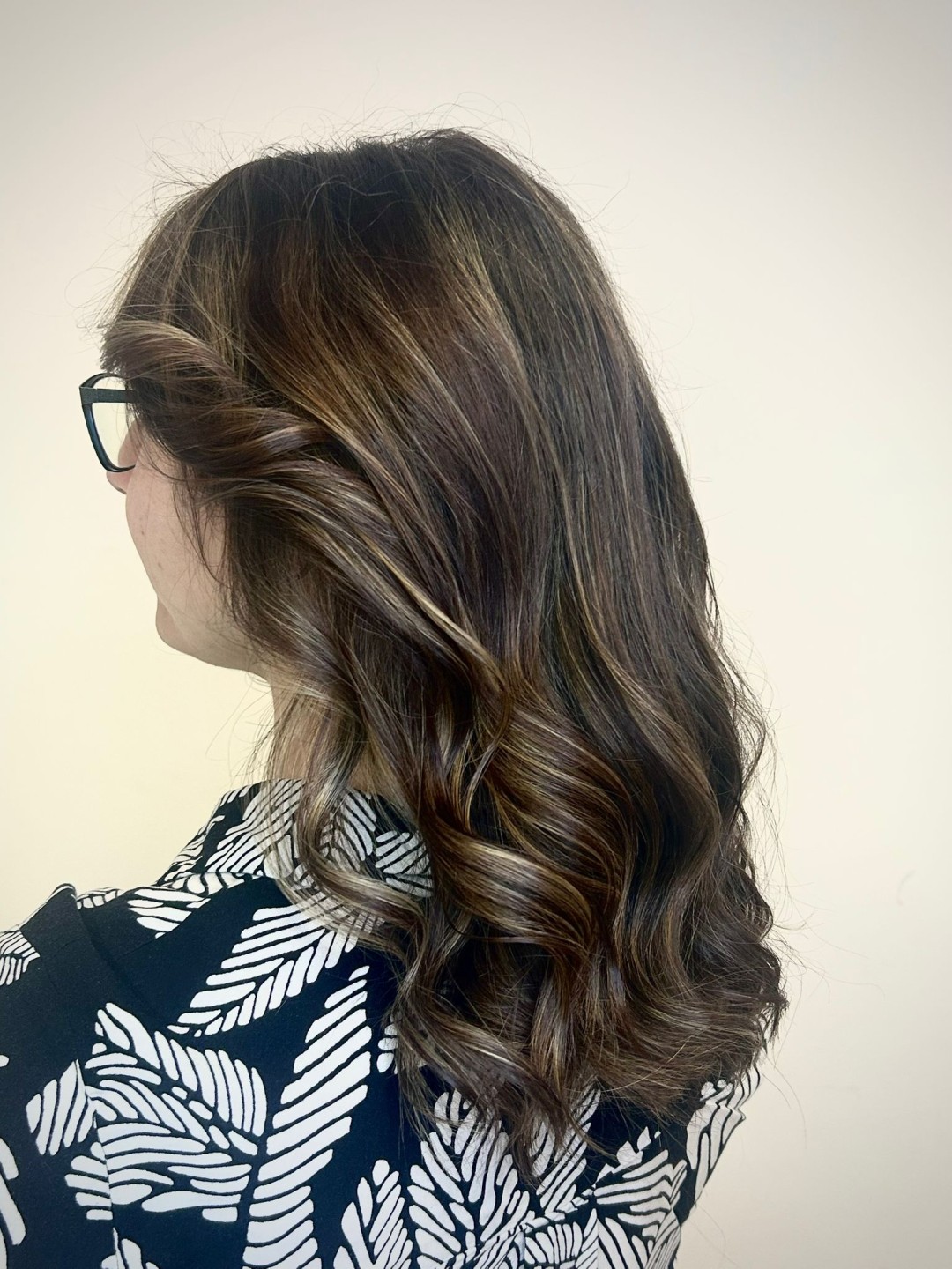 Urban beauty #beograd Pramenovi Pramenovi na foliju/Balayage /Ombre/ Sombre + preliv - duga kosa (kosa do lopatice)