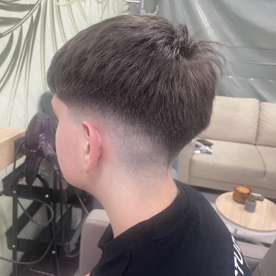 BeautyFull Studio Lepote #novisad Muško šišanje Muško šišanje makazama Musko sisanje radjeno m