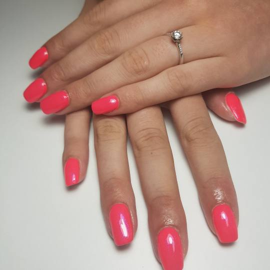 Ena beauty studio #nis Ojačavanje noktiju Izlivanje noktiju gelom - S duzina